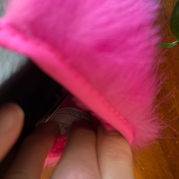 UGG Royale Slide - Picture 7 of 8